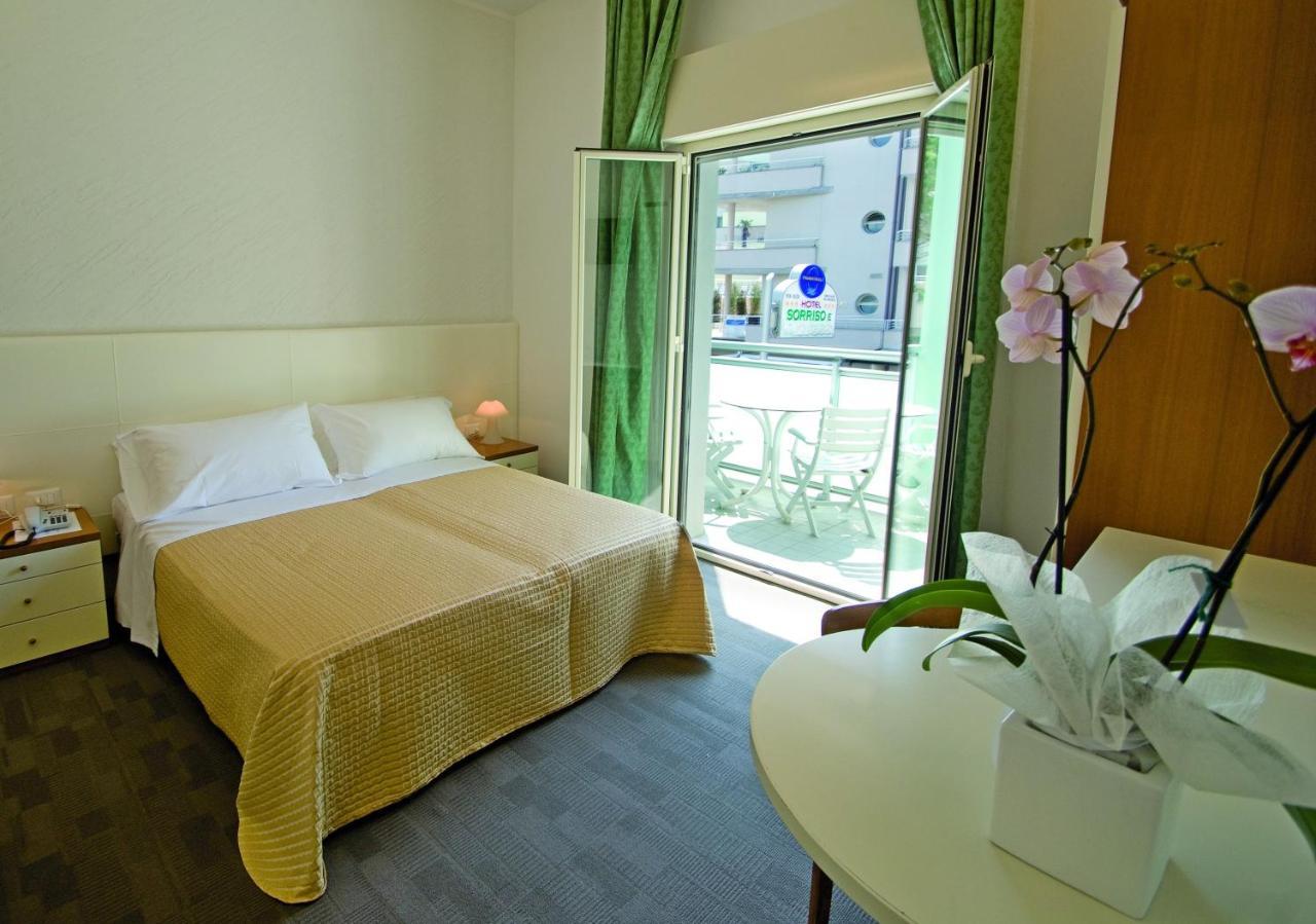 מילאנו מריטימה Hotel Sorriso מראה חיצוני תמונה