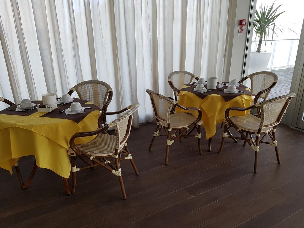 מילאנו מריטימה Hotel Sorriso מראה חיצוני תמונה