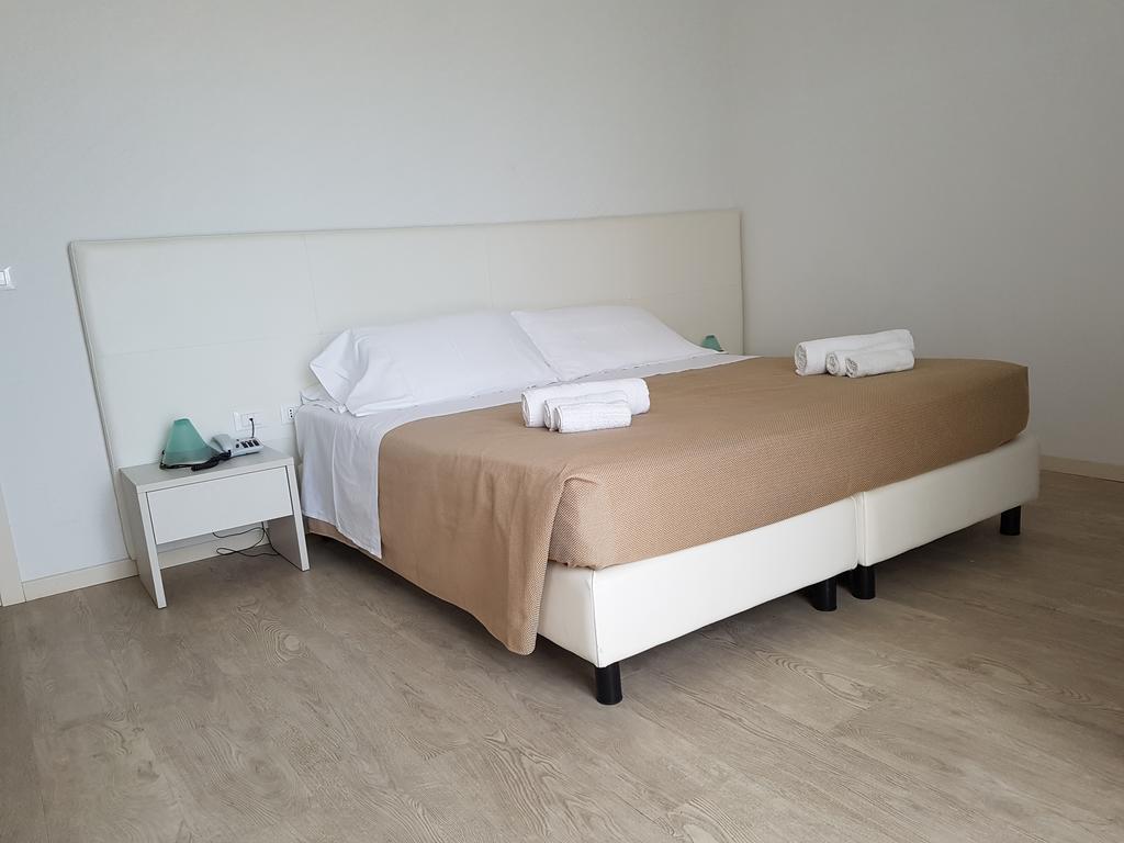 מילאנו מריטימה Hotel Sorriso מראה חיצוני תמונה