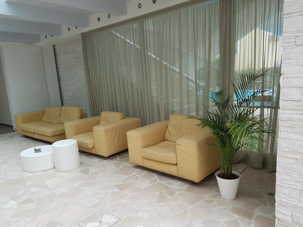 מילאנו מריטימה Hotel Sorriso מראה חיצוני תמונה